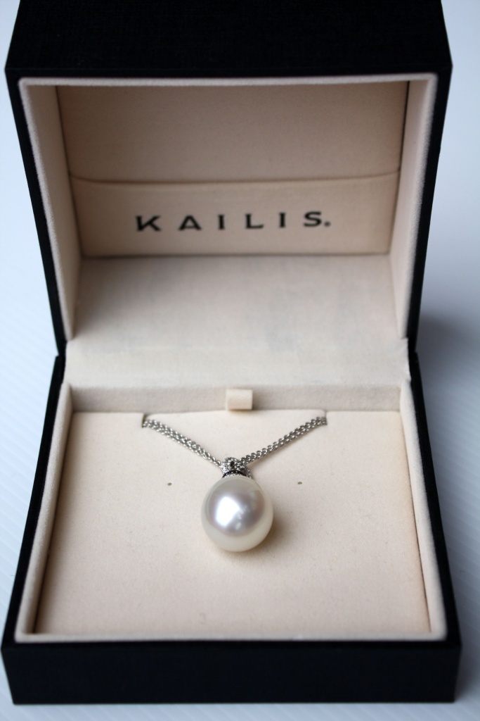 Kalis pearl necklace